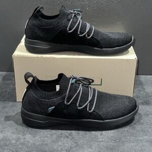 Vessi Cityscape Classic Sneaker Mens Size 6 Storm Black on Black Waterproof EUC